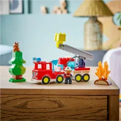 LEGO® DUPLO®: Пожарна кола с маркуч и пожарникар (10473) изображение 5