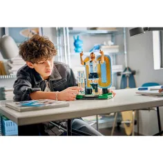 LEGO® Editions: Лионел Меси – Футболна легенда (43015) изображение 4