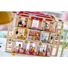 LEGO® Friends: Гранд хотел Хартлейк Сити (42704) изображение 8