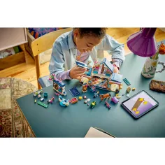 LEGO® Friends: Конюшня и училище по езда (42688) изображение 10