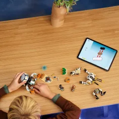 LEGO® Horizon™ Adventures: Aloy и Varl срещу броненосеца и трионозъба (77037) изображение 4