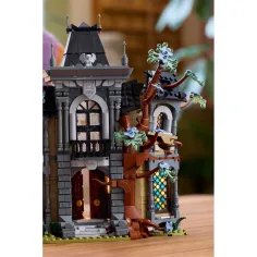 LEGO® Icons: Резиденция на кмета (11383) изображение 6