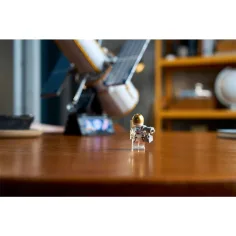 LEGO® Icons: Космически телескоп Хъбъл (11383) изображение 12