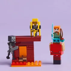 LEGO® Minecraft: Битка на подземното лавово езеро (3299) изображение 4
