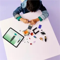 LEGO® Minecraft: Пътуване до портата на Подземния свят и Крайната порта (21584) изображение 5