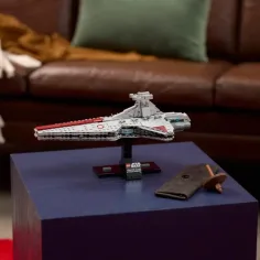 LEGO® Star Wars™: Атакуващ крайцер клас Venator (75441) изображение 3