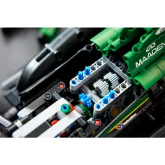 LEGO® Technic: Aston Martin Aramco AMR25 F1® кола (42240) изображение 10
