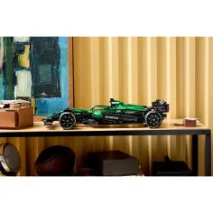 LEGO® Technic: Aston Martin Aramco AMR25 F1® кола (42240) изображение 15