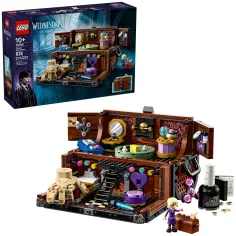 LEGO® Wednesday: Изе жилище (76785)