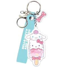 Луна: Hello Kitty и Cinnamoroll ключодържател