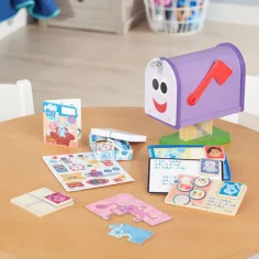Melissa & Doug: Синя пощенска кутия за развиване на умения изображение 3