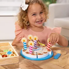 Melissa&Doug: Дървен комплект за игра с торта за рожден ден - Spin Master изображение 3