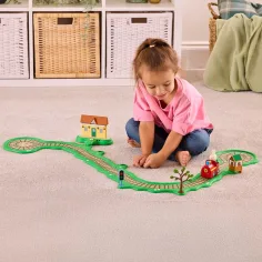 Peppa прасенце Whizz-Around Зайче Ребека червен влак комплект за игра изображение 4