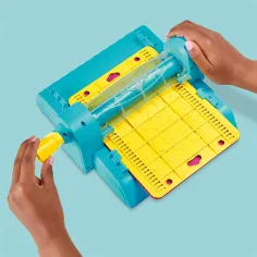 Play-Doh: Студио за дизайн на дрехи Barbie - Hasbro изображение 5