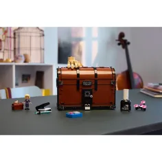 LEGO® Wednesday: Домът на Нещото (76785) изображение 9