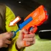 Nerf: N Series: Ward бластер с дунапренени стрелички - Hasbro изображение 3